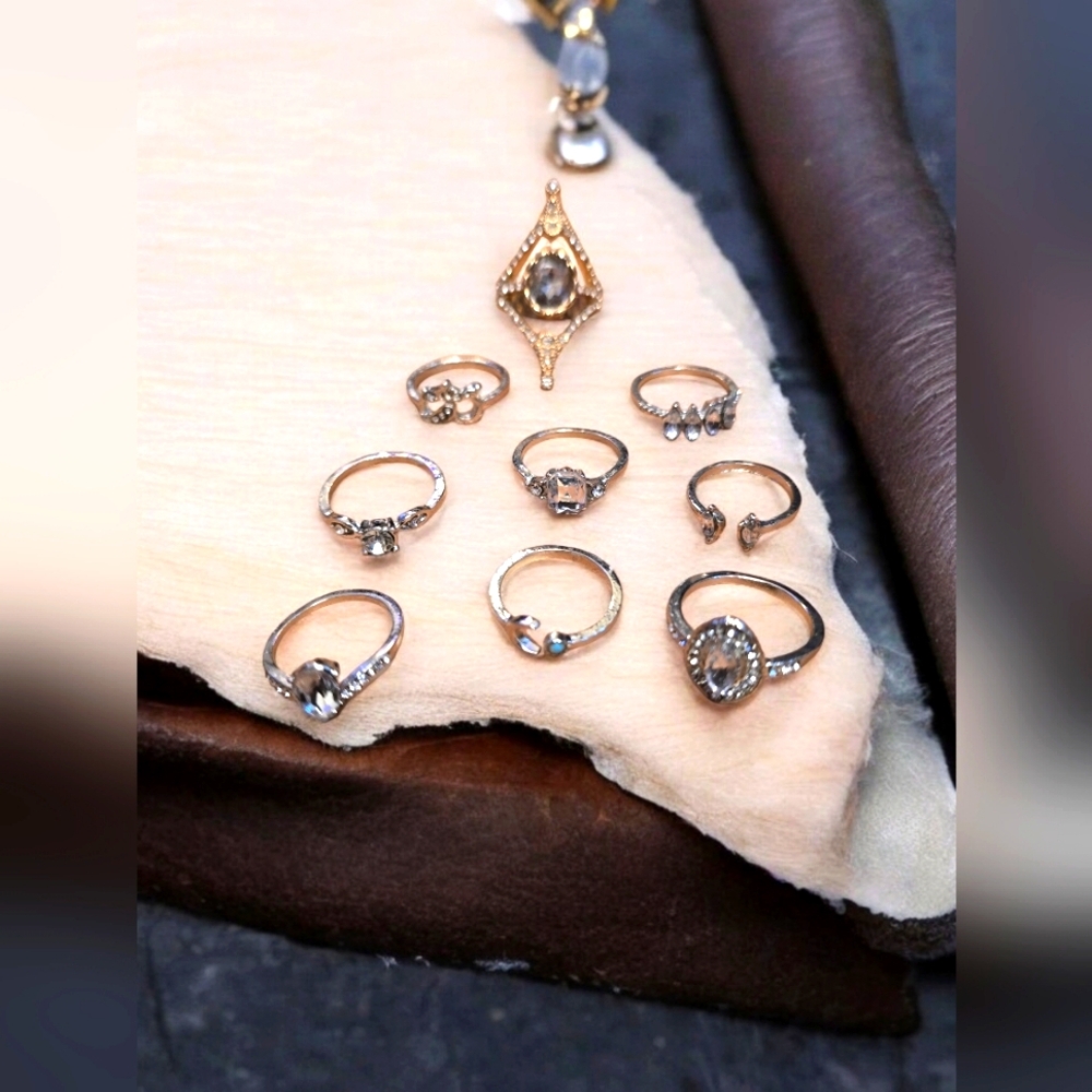 9 New Silvertone Rings w/Rhinestones